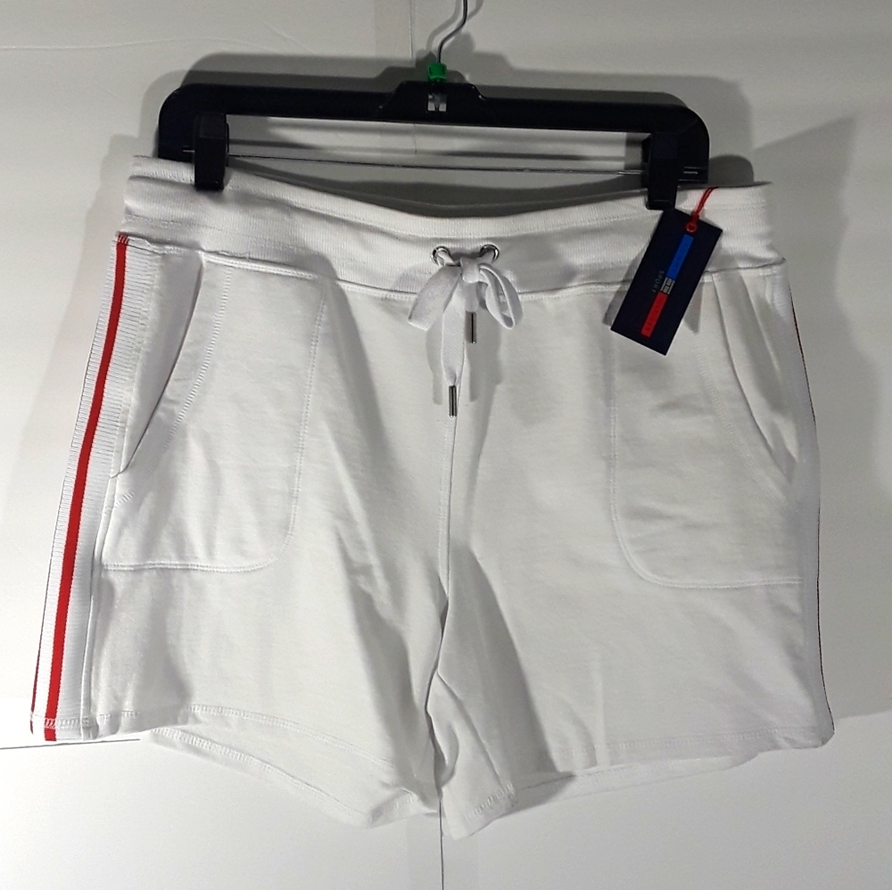 Womens. tommy Hilfiger short